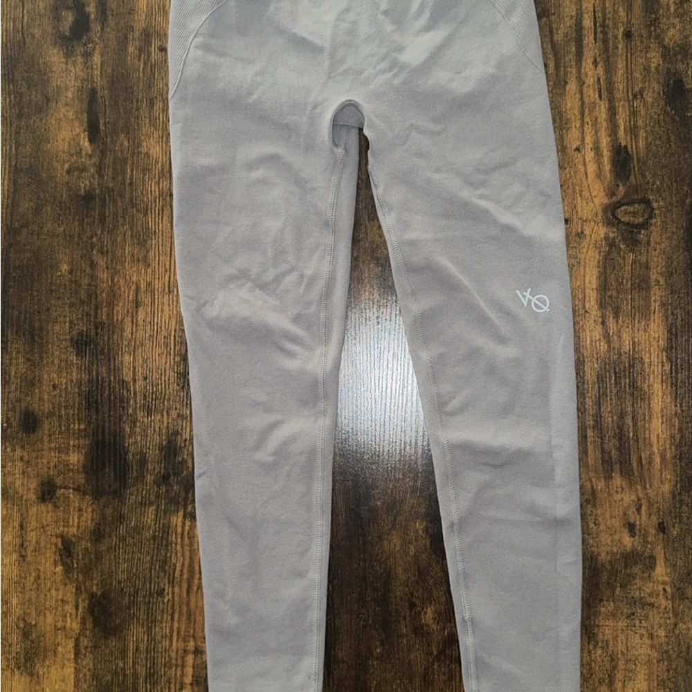 Women’s Vanquish XS Gray Leggings